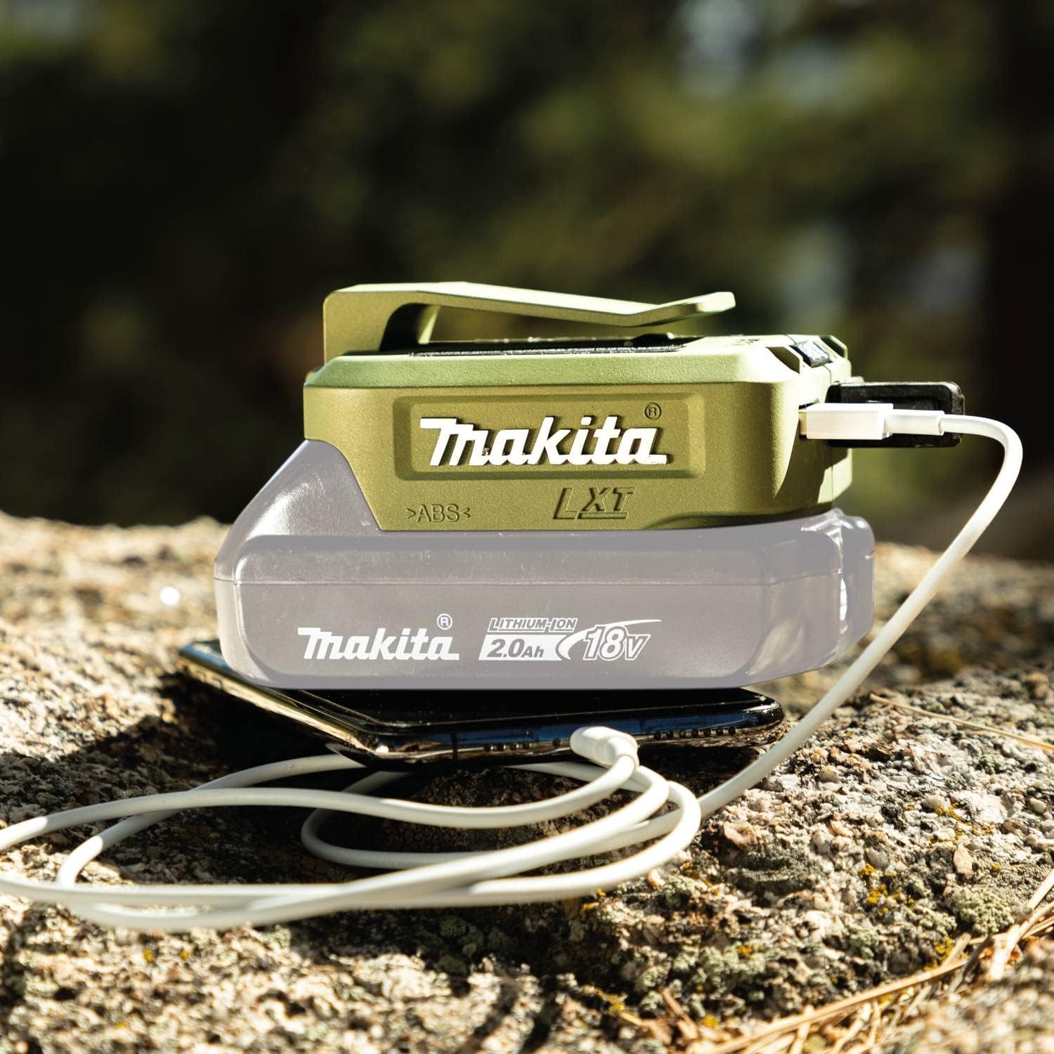 Makita ADP05 – 18V LXT Battery-Powered USB Charger for On-the-Go Power