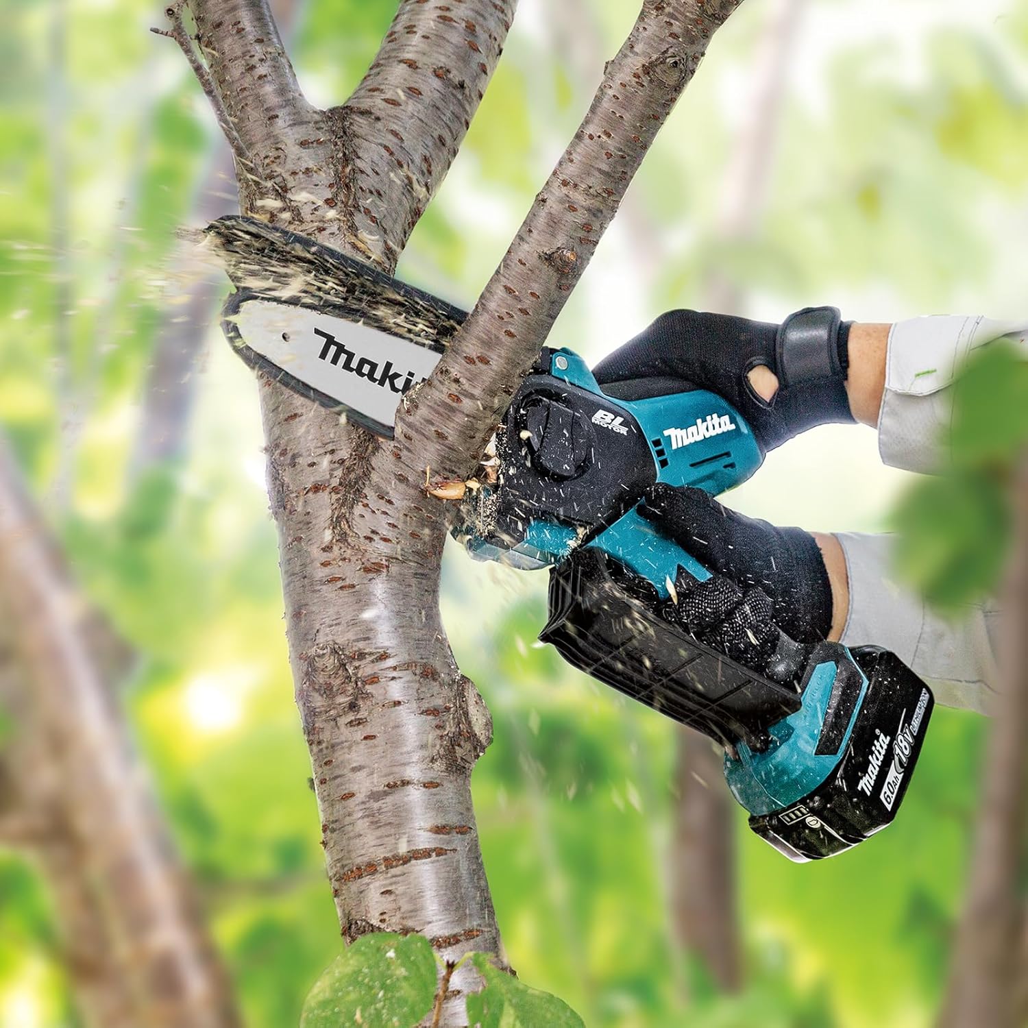 Makita DUC150Z 18V Brushless Cordless Pruning Saw 150mm – Battery and Charger Sold Separately