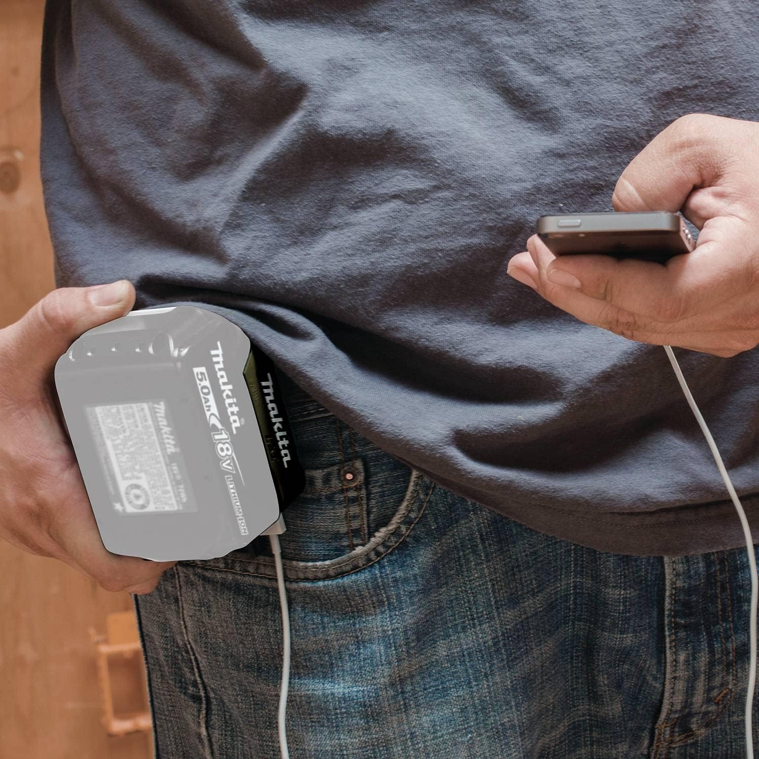 Makita ADP05 – 18V LXT Battery-Powered USB Charger for On-the-Go Power
